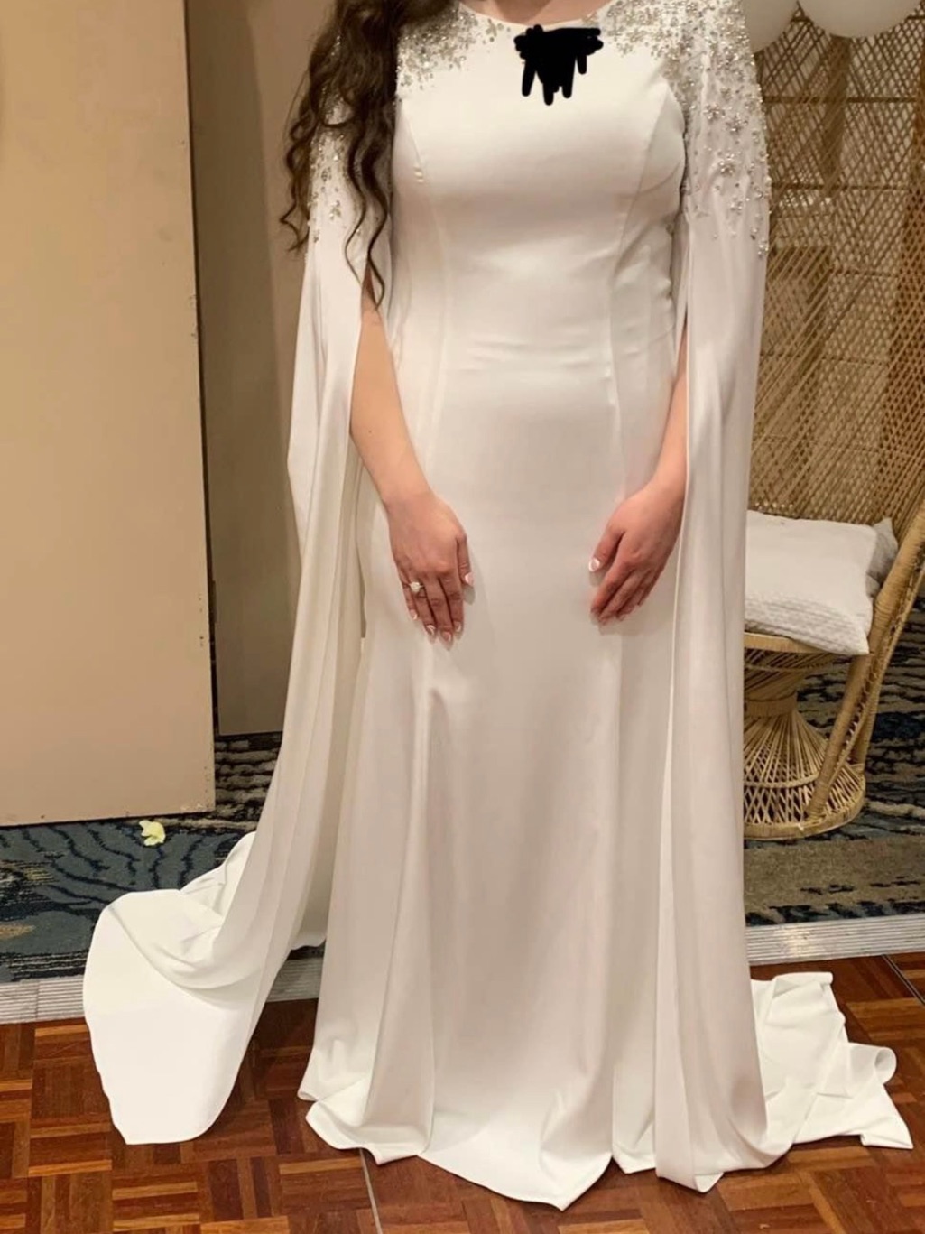Elegant White Evening Gown With Floor Length Sleeves